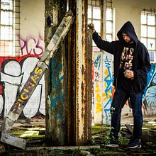 10/08/2017 sesion de fotos para tienda on-line GET LOW CLOTHING. Un proyecto de Fotografía de coudlain - 10.08.2017