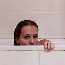OFELIA - II. Een project van  Beeldende kunst,  Ontwerp, Webdesign,  Scenografie y Fotografie van Ana Sánchez Rivas - 16.09.2017