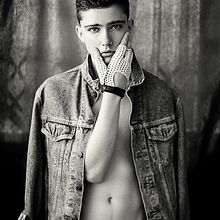 Victor Editorial. Un progetto di Fotografia di Ayala Studio - 18.09.2017