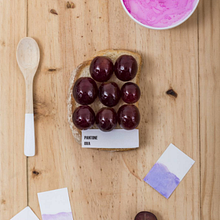 Pantone de frutas. Un proyecto de Dirección de arte y Fotografía de Ana María Silgado Guzmán - 05.10.2017
