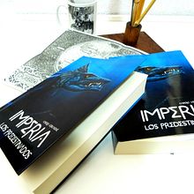 Imperia "Los Predestinados". Editorial Design, and Traditional illustration project by Guillermo Liroz - 12.17.2016