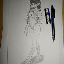 Diseño de personajes: boceto y lápiz quemado.. Un progetto di Belle arti, Fumetto, Character design e Illustrazione tradizionale di Rubén Huéscar Santos - 27.04.2017