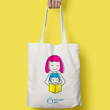 Fundación Leer | Final Tecnología II. Br, ing, Identit, Graphic Design, Traditional illustration, and Packaging project by Diana Santoni - 10.13.2017