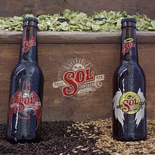 Packaging cerveza SOL. Advertising, Art Direction, Br, ing, Identit, and Packaging project by Jorge López - 10.16.2017