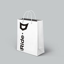 CATLIKE · Merchandising . Graphic Design project by Esther Sánchez Pérez - 10.17.2017