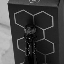 Packaging Vino FE. Projekt z dziedziny Projektowanie opakowań użytkownika Xavi Quintana Soler - 11.05.2016