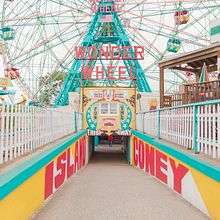 Coney Island. Photograph project by Shava Cueva - 09.15.2017