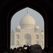 Increíble India - Serie web. Un proyecto de Arte urbano, Cine, vídeo, televisión, Eventos, Música, Post-producción fotográfica		, Producción audiovisual					, Televisión y Vídeo de Juan Valverde - 19.01.2017