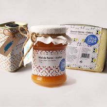 Sabor a Málaga. Br, ing, Identit, Graphic Design, Packaging, Design, and Pattern Design project by Ali Rivas - 11.09.2017