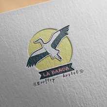 Mi propuesta de logotipo para La Banda Rooftop Hostel.. Br, ing, Identit, and Graphic Design project by Alvaro Luque - 11.21.2017