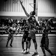 Aviles Sur Clinica Podologica Arnaiz vs BVM2012 Mieres, Baloncesto Asturias. Un proyecto de Fotografía de coudlain - 25.11.2017