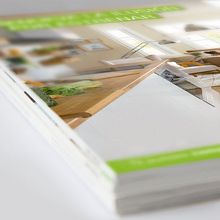 Catálogo Renueva. Un progetto di Direzione artistica, Design editoriale, Graphic design, Produzione audiovisiva e Pubblicità di Alberto Salcedo - 29.11.2017