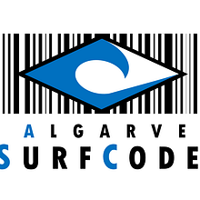 Algarve Surf Code.com. Un progetto di Br, ing, Br, identit, Design e Graphic design di Laura De Andres Morala - 30.11.2017