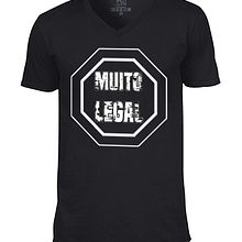 muito legal. Design, and Costume Design project by Bernardo Riveira - 12.06.2017