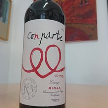 VINO SOLIDARIO. Un progetto di Design di Magdalena Berenguer Soto - 21.12.2017
