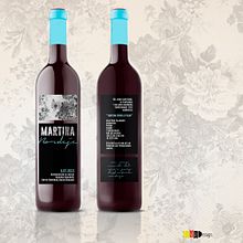 ETIQUETA PERSONALIZADA. Graphic Design, and Packaging project by Eva revuelta - 06.20.2015