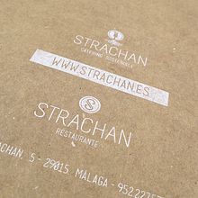 BRANDING Y DISEÑO DE EVENTO. strachan. restaurante y catering. Málaga.. Un proyecto de Br, ing e Identidad, Dirección de arte, Diseño gráfico, Eventos, Packaging y Tipografía de Manuel J. Morente Morente - 30.01.2018