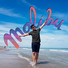 Malibu. Un projet de Calligraphie, Design graphique , et Lettering de skyleodsg - 15.10.2017