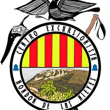 Nuevo escudo "Centro Excursionista Hondón de las Nieves". Fine Arts, Br, ing, Identit, Calligraph, and Traditional illustration project by Alejandro Fuentes Alonso - 02.20.2018