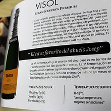 Catalogo GOURMET. Br, ing, Identit, Design, Graphic Design, and Marketing project by Gemma Guasch Sanabra - 09.26.2016