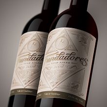 Vino los fundadores . Un proyecto de Br, ing e Identidad, Caligrafía, Diseño, Diseño de producto, Diseño gráfico y Lettering de Homar Aparicio - 05.03.2018