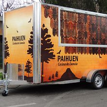 PAIHUEN Cocina de Esencia // Diseño de rotulación de Food truck. Un proyecto de Diseño de Camila Arancibia Manríquez - 08.03.2018