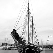 Photographic Report: Ciutat Badalona. Un proyecto de Fotografía de Daniel Gijón Martínez - 20.03.2018
