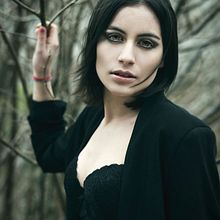 Mi Proyecto del curso: Retoque fotográfico de moda y belleza con Photoshop. Un proyecto de Retoque fotográfico de Carmen Barrero Rodriguez - 10.04.2018