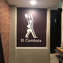 Imagen corporativa "El Combate". Design project by Sergio Rodríguez Rodríguez - 04.12.2018