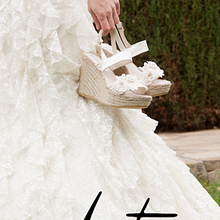 Fotografia de Producto Montané Shoes para nueva colección. Un proyecto de Dirección de arte y Fotografía de Helena Torrent - 08.05.2015