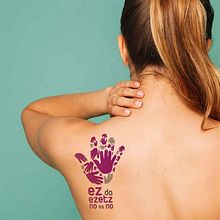  "Ez da ezetz. No es no". Un proyecto de Br, ing e Identidad, Diseño de logotipos y Diseño gráfico de Aidearte · estudio de diseño - 08.09.2017