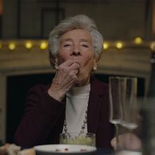 Promo Black Mirror. Un proyecto de Cine, vídeo, televisión, Publicidad, Stor, telling, Televisión y Vídeo de Alex Gargot - 24.04.2018