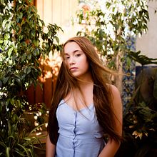 Folk tones w/ Temkris. Photograph, Fashion Photograph, Portrait Photograph, and Photographic Lighting project by Juan Miguel Millán - 04.17.2018