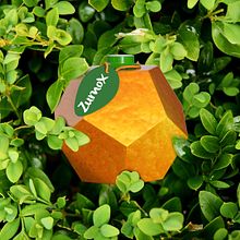 Zumox, zumo de naranja natural Ein Projekt aus dem Bereich 3D, 3-D-Animation, Bildende Künste, Kunstleitung, Design, Produktdesign, Grafikdesign, Industriedesign, 3-D-Modellierung und Verpackung von Lola Téllez - 10.05.2018