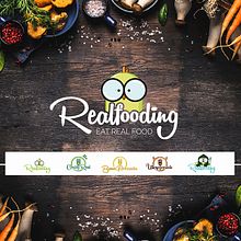 Realfooding. Br, ing, Identit, Logo Design, and Traditional illustration project by Patricia Rueda Sáez - 05.19.2018