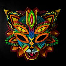 BARRANQUILLA CARNIVAL MASK. Arts, Crafts, Art Direction, Traditional illustration, and Paper Craft project by Dani de Julio - 05.18.2015