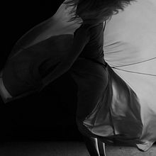 Movimiento. Photograph, Fashion Photograph, Product Photograph, Portrait Photograph, and Photographic Lighting project by Sandra Obarrio - 05.23.2018