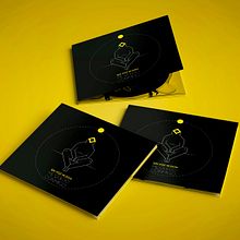 Me quedo conmigo - Diseño de CD. Un proyecto de Diseño gráfico, Ilustración tradicional y Música de Diez Ovejas - 09.09.2018