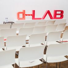 Evento entrega de premios d-LAB Ein Projekt aus dem Bereich Br, ing und Identität, Kreative Beratung, Kreativität, Kunstleitung, Plakatdesign, Design von Figuren, Produktdesign, Verlagsdesign, Events, Designverwaltung, Traditionelle Illustration, Digitale Illustration, Vektorillustration, Infografik, Bildbearbeitung, Audiovisuelle Produktion und Video von XURRIS & CO - 30.04.2017