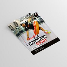 Cómete Duet. Un progetto di Direzione artistica, Design di poster , Graphic design e Fotografia di Marta Portales - 03.06.2018