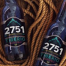 Cerveza Tiberio 2751. Un projet de Direction artistique, Design , Conception de produits, Design graphique , et Packaging de Carmen Ruiz - 06.06.2018