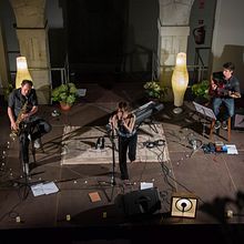 Acogedor e íntimo concierto en Comillas, Cantabria.. Een project van Fotografie y  Fotografische verlichting van Patricia Alfaro Benito - 07.08.2017