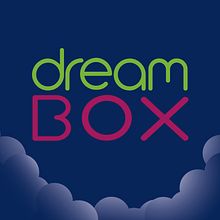 dreamBOX. Un proyecto de Br, ing e Identidad y Diseño de logotipos de Ximena Corral - 11.06.2018