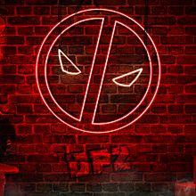 Deadpool 2 Neon Desing. Creativit, Poster Design, and Advertising project by Alejandro Martínez Muñoz - 05.16.2018