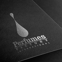 Perfumes Factory. Art Direction, Br, ing, Identit, Creative Consulting, and Packaging project by Iliana Alonso - 06.17.2018