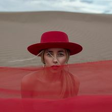 SDCH EDITORIAL. Photograph, Photographic Lighting, and Photo Retouching project by ROCIO PEREZ BRIZUELA - 06.22.2018