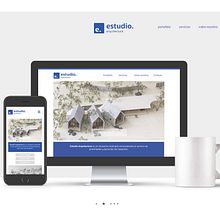 Branding Estudio Arquitectura. Architecture, Br, ing, Identit, and Graphic Design project by Paola Llantada - 06.26.2018
