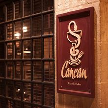 Architecture and Communication Visuals for Le Cancan "Coquetels & Flonflons". Photograph, Product Photograph, and Photographic Lighting project by slyjackysson - 10.09.2016