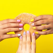 COLORFUL. Art Direction, and Product Photograph project by KAREN GUERRERO - 08.07.2018