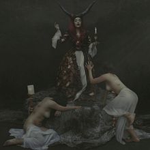 Self Portraits. Un progetto di Fotografia di ritratto di Krishna VR - 19.07.2018